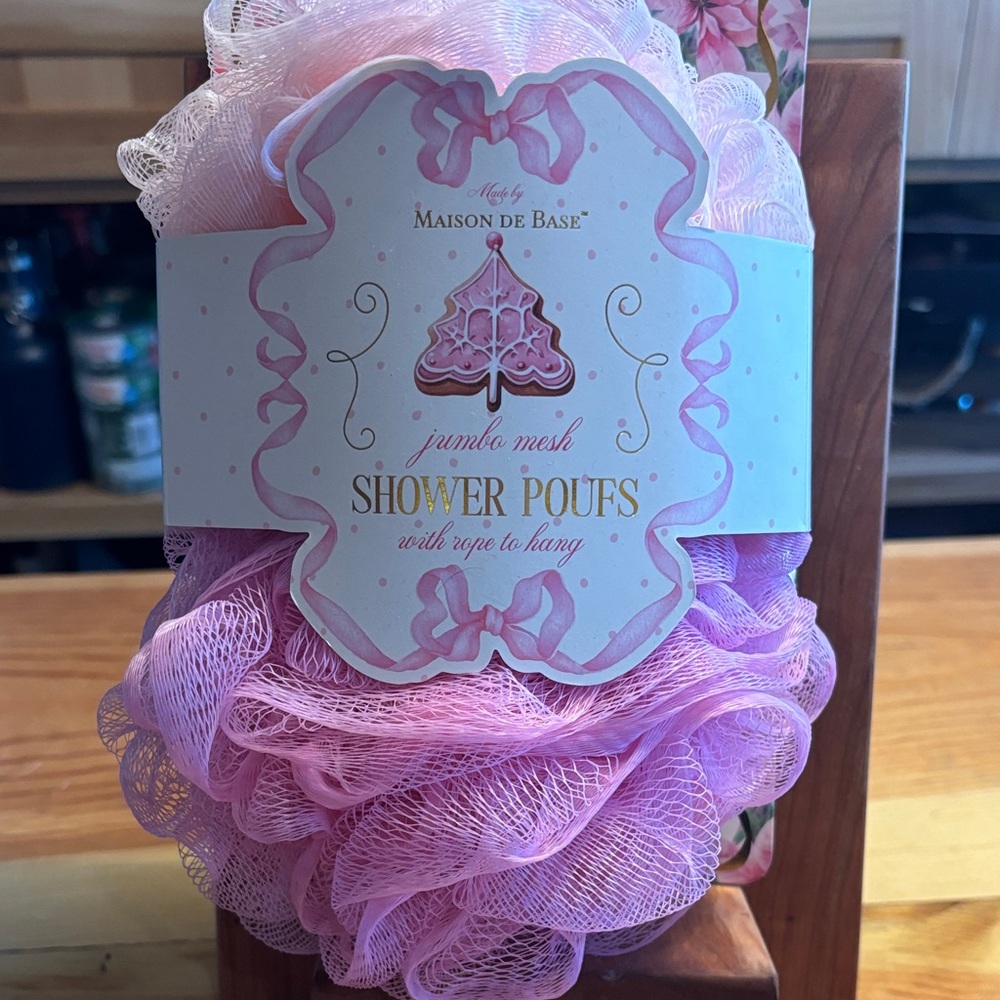 Pink Shower Poufs Givvyyy